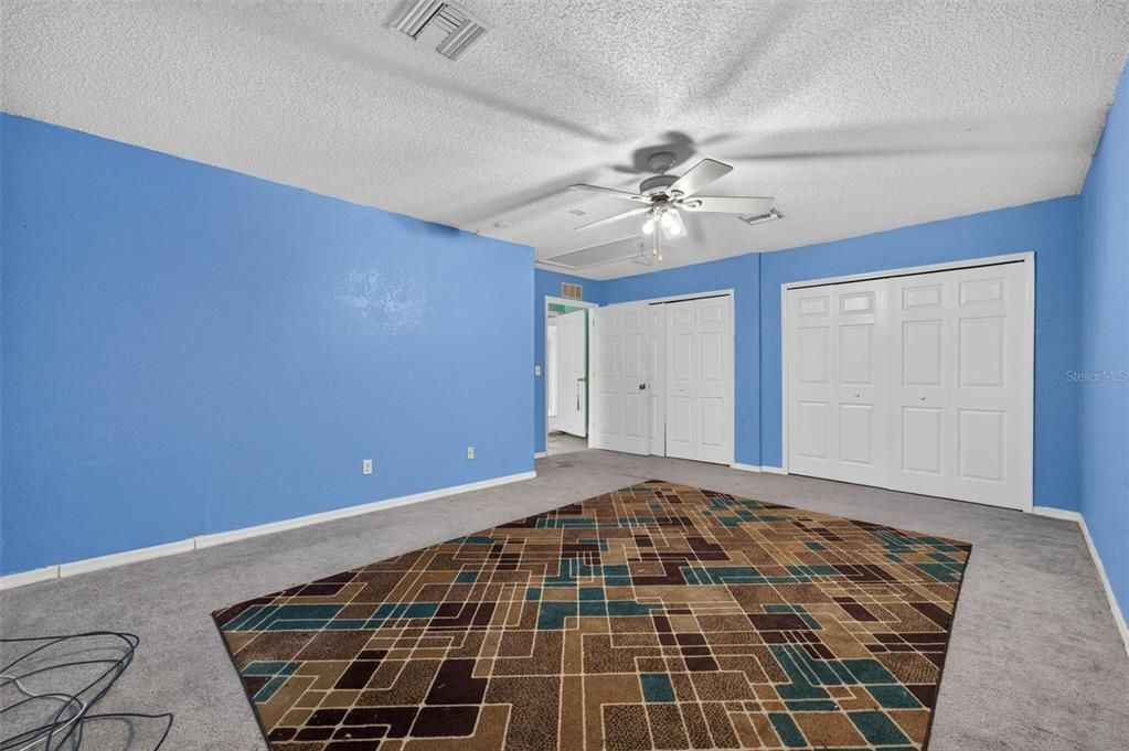 For Sale: $265,000 (3 beds, 2 baths, 1862 Square Feet)