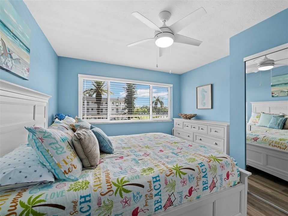 For Sale: $624,900 (2 beds, 2 baths, 1186 Square Feet)