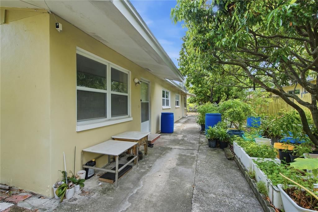 En Venta: $375,000 (4 camas, 2 baños, 1650 Pies cuadrados)