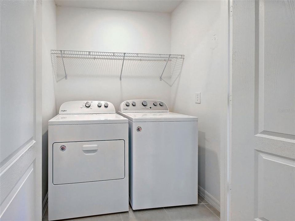 На продажу: $289,000 (3 спален, 2 ванн, 1274 Квадратных фут)