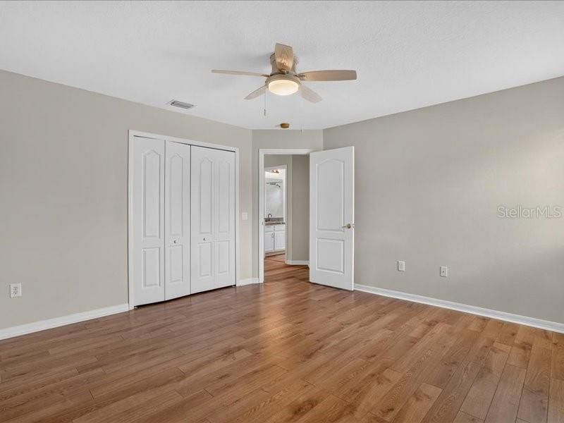 For Sale: $550,000 (4 beds, 3 baths, 2853 Square Feet)