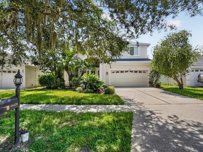 For Sale: $550,000 (4 beds, 3 baths, 2853 Square Feet)