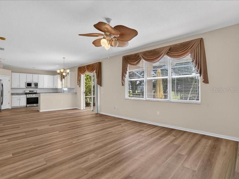 For Sale: $550,000 (4 beds, 3 baths, 2853 Square Feet)