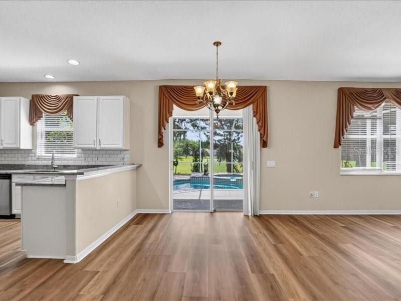 For Sale: $550,000 (4 beds, 3 baths, 2853 Square Feet)