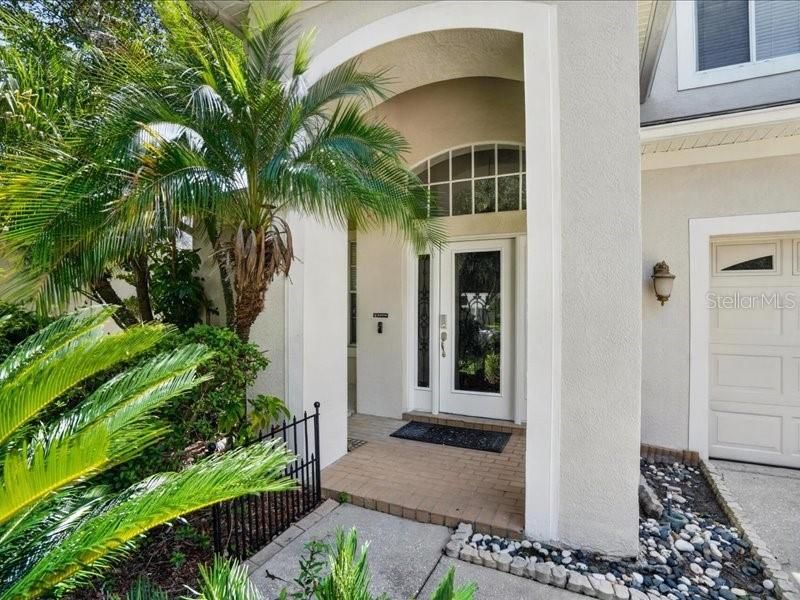 For Sale: $550,000 (4 beds, 3 baths, 2853 Square Feet)