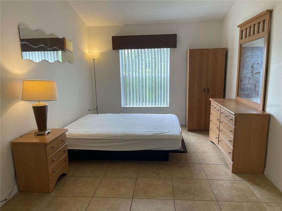 В аренду: $2,000 (4 спален, 3 ванн, 1650 Квадратных фут)