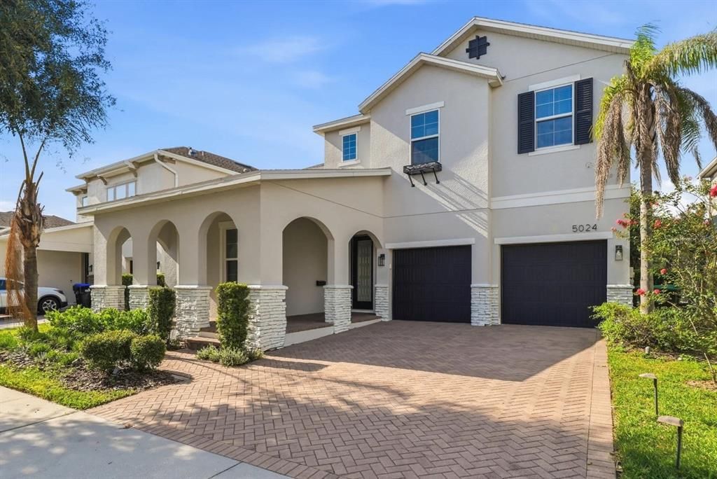 For Sale: $779,000 (4 beds, 3 baths, 2769 Square Feet)