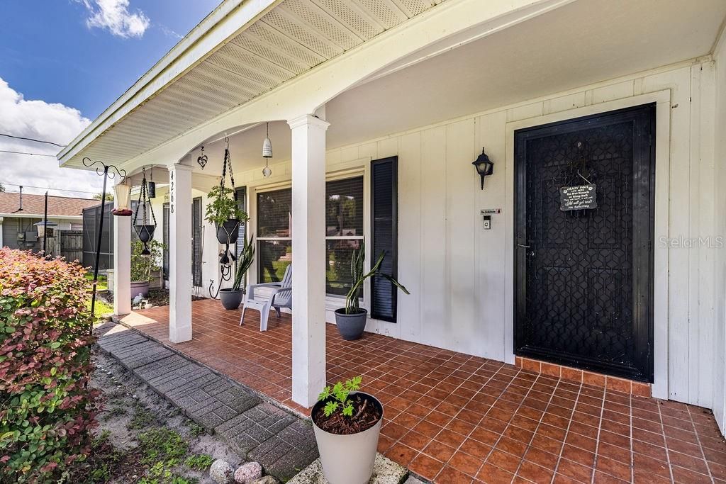 En Venta: $360,000 (2 camas, 2 baños, 1704 Pies cuadrados)