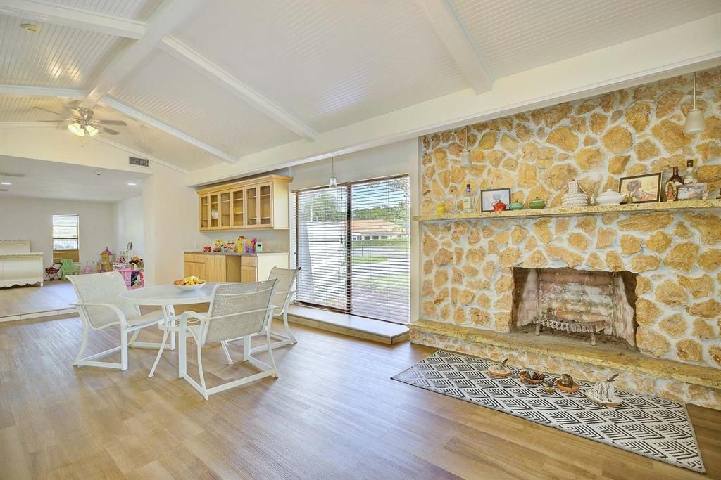 For Sale: $449,900 (3 beds, 3 baths, 3246 Square Feet)