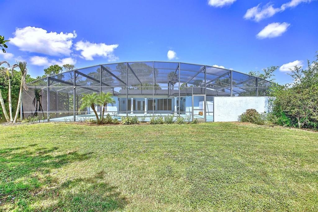 For Sale: $449,900 (3 beds, 3 baths, 3246 Square Feet)