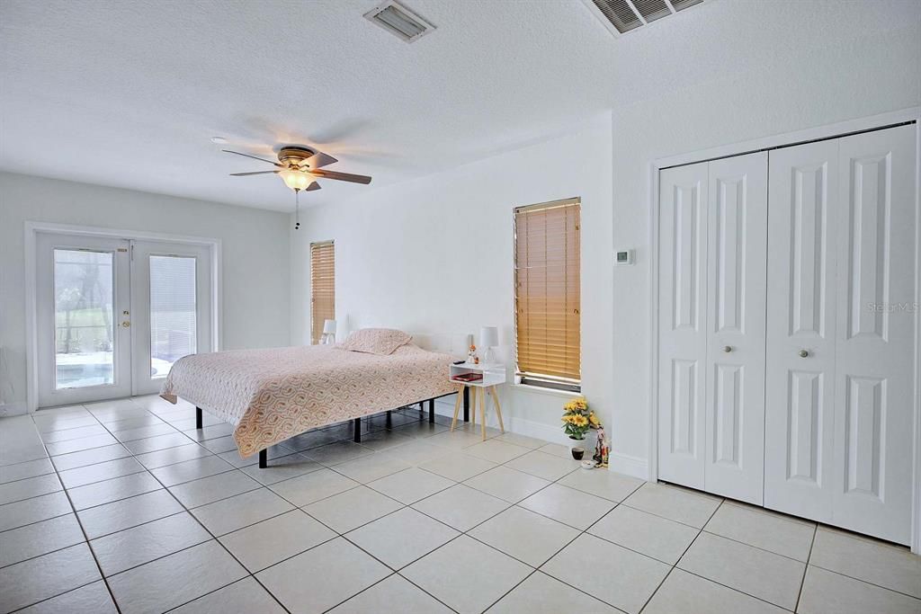 For Sale: $449,900 (3 beds, 3 baths, 3246 Square Feet)