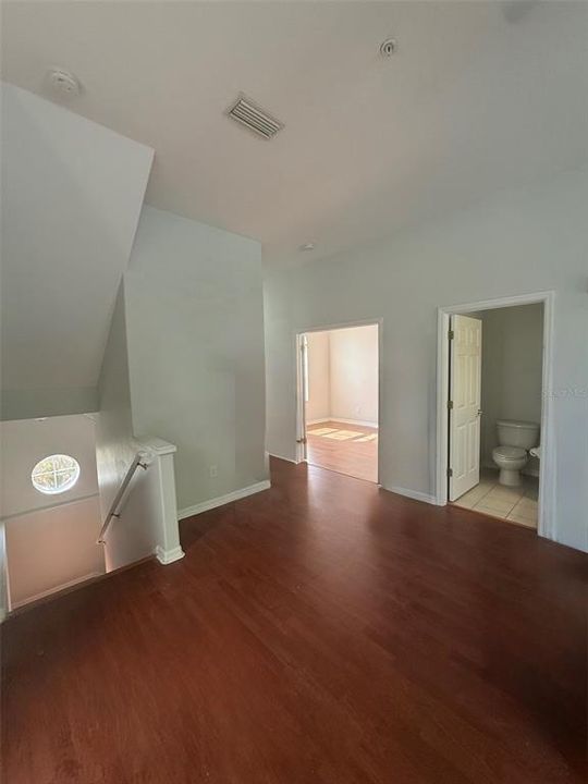 For Rent: $2,600 (3 beds, 2 baths, 1793 Square Feet)