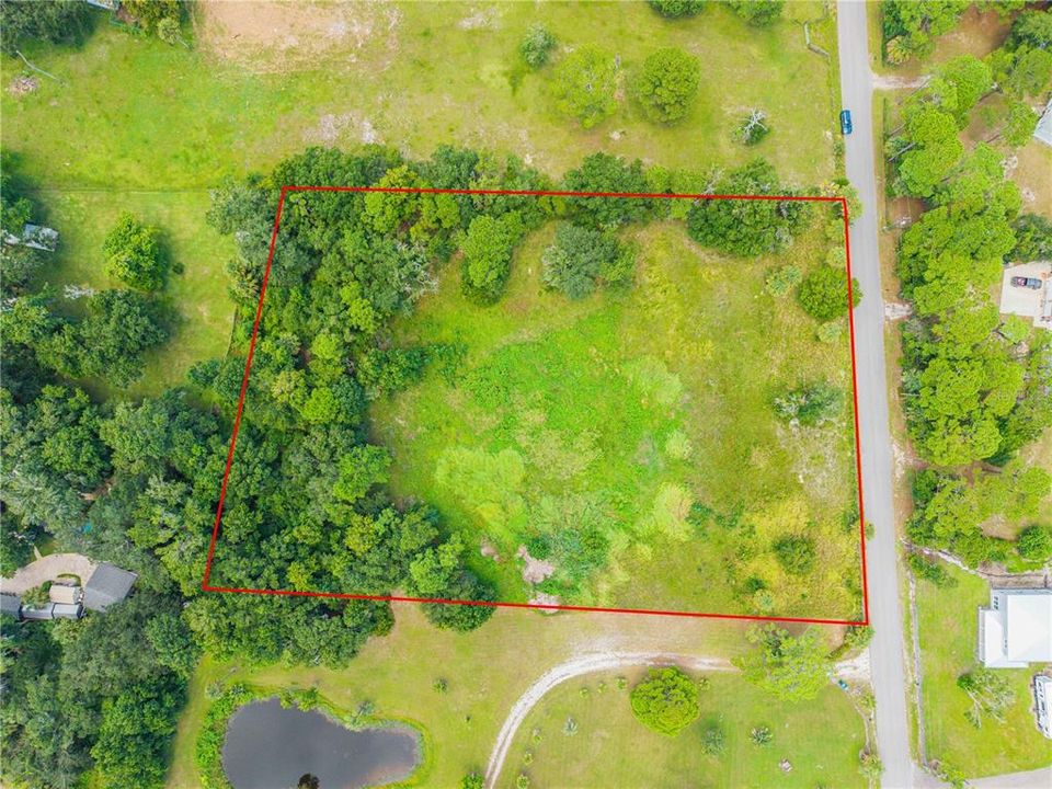 待售: $275,000 (2.86 acres)