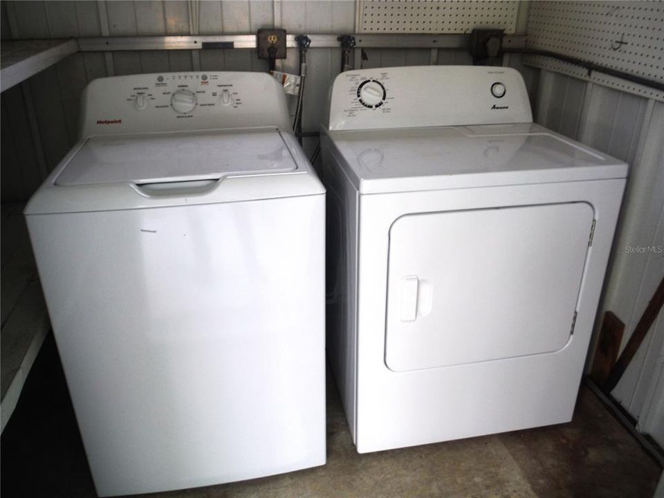 На продажу: $125,000 (2 спален, 2 ванн, 960 Квадратных фут)