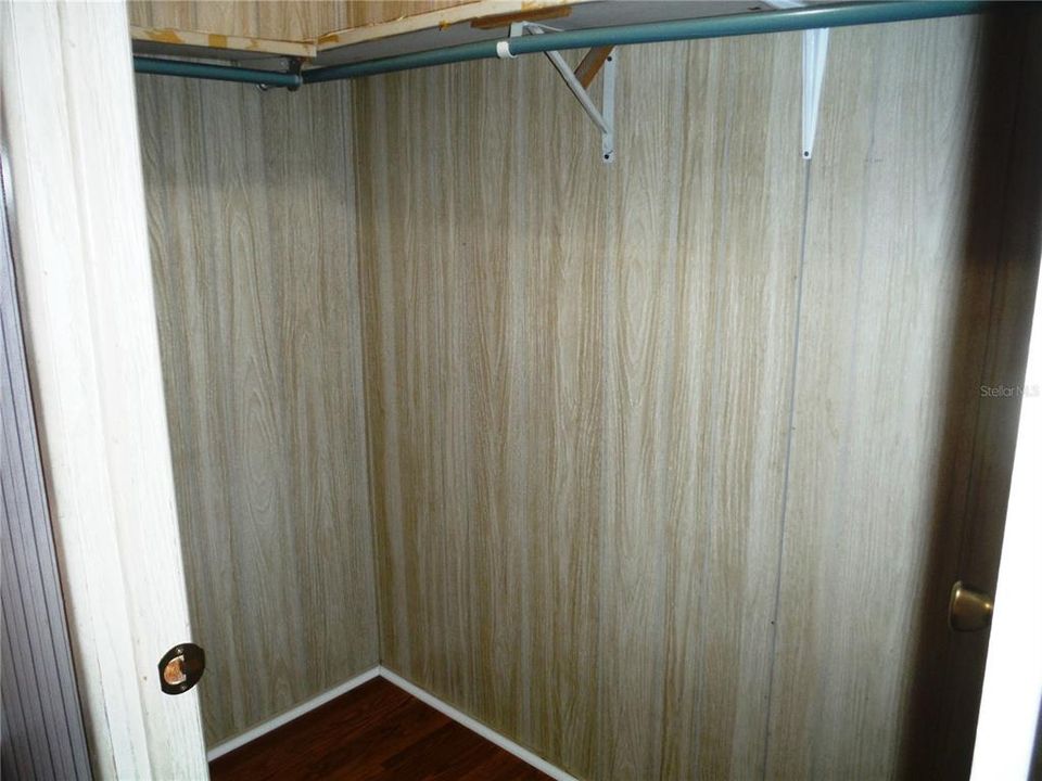 На продажу: $125,000 (2 спален, 2 ванн, 960 Квадратных фут)