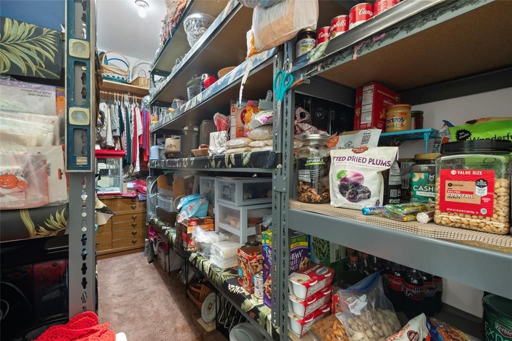 На продажу: $425,000 (3 спален, 2 ванн, 2713 Квадратных фут)