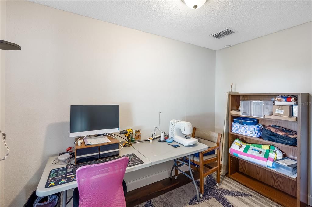 For Sale: $270,000 (3 beds, 2 baths, 1512 Square Feet)