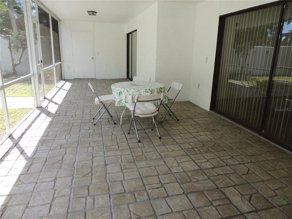 En Venta: $238,000 (3 camas, 2 baños, 1818 Pies cuadrados)