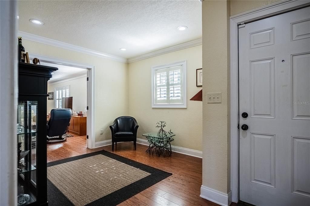 En Venta: $549,900 (3 camas, 2 baños, 1906 Pies cuadrados)