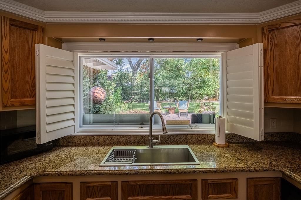 En Venta: $549,900 (3 camas, 2 baños, 1906 Pies cuadrados)
