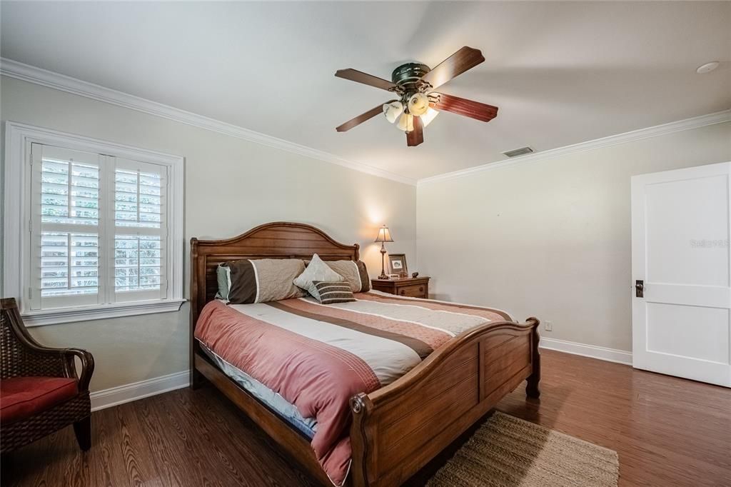 En Venta: $549,900 (3 camas, 2 baños, 1906 Pies cuadrados)