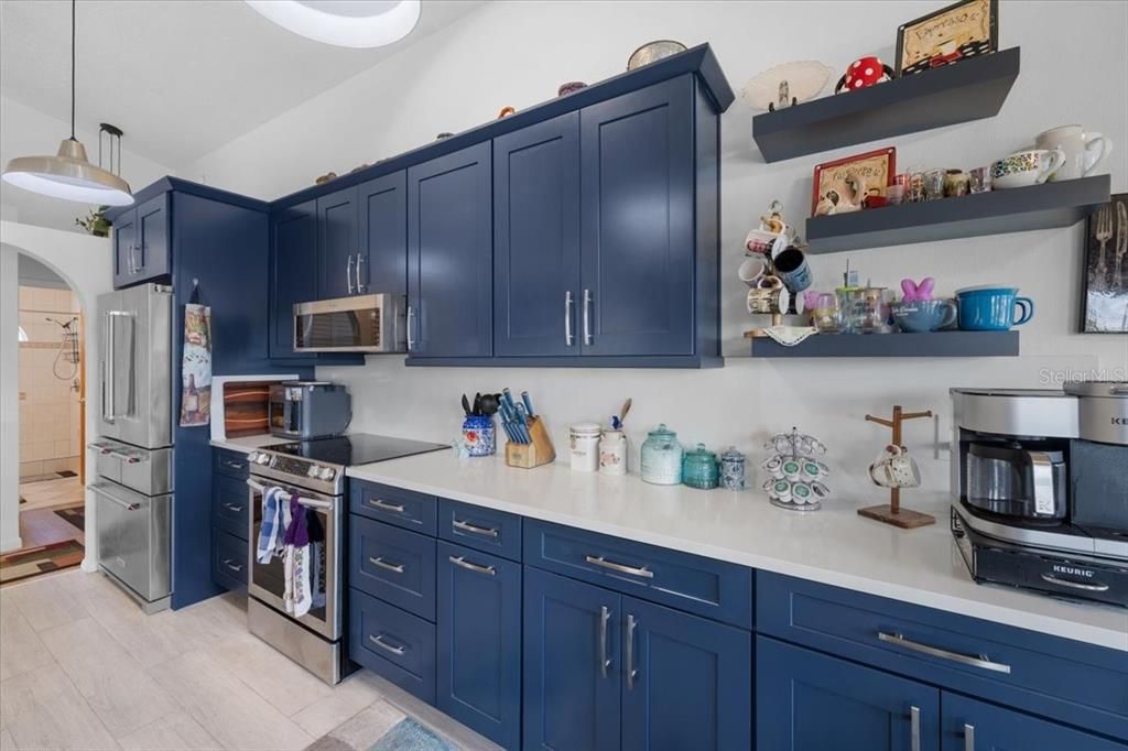 For Sale: $610,000 (2 beds, 2 baths, 1389 Square Feet)