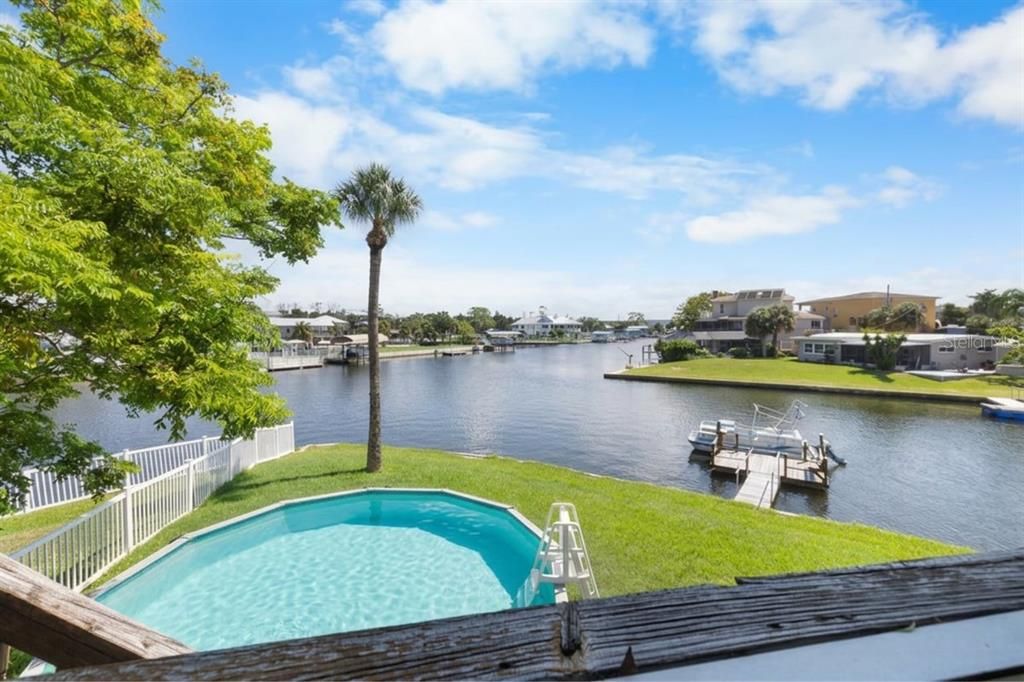 For Sale: $610,000 (2 beds, 2 baths, 1389 Square Feet)