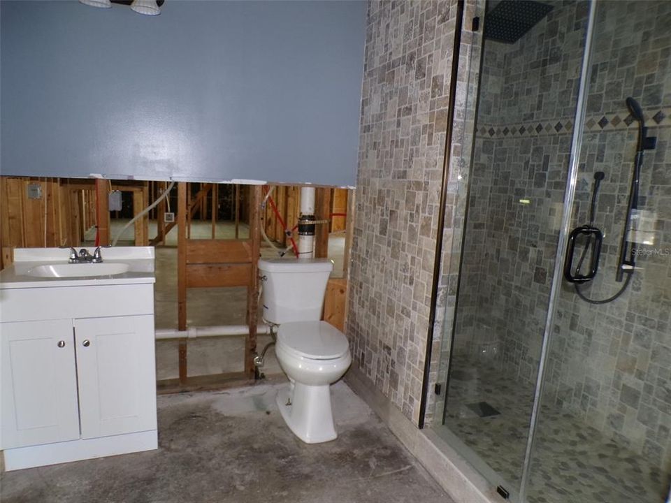 En Venta: $104,500 (3 camas, 2 baños, 1782 Pies cuadrados)