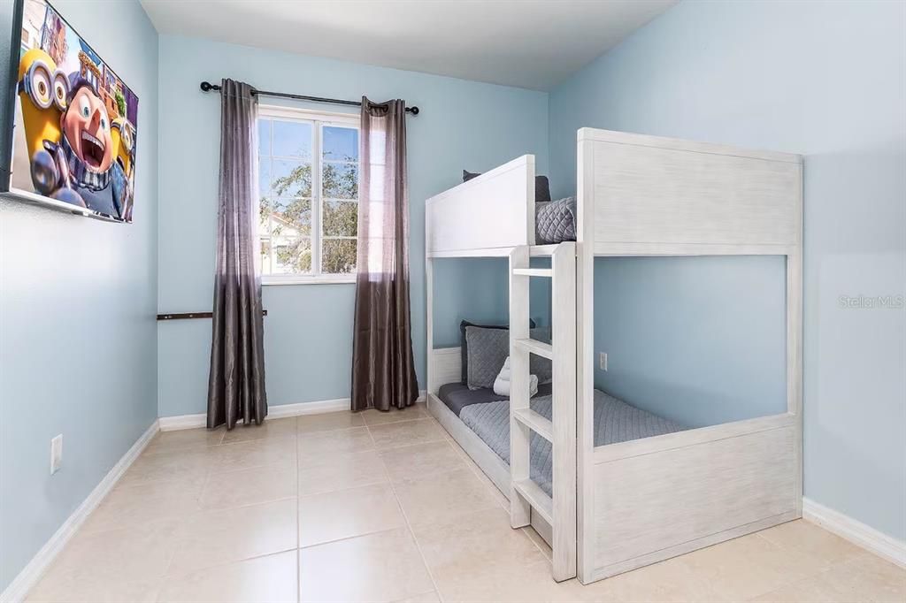 En Venta: $249,999 (3 camas, 2 baños, 1461 Pies cuadrados)