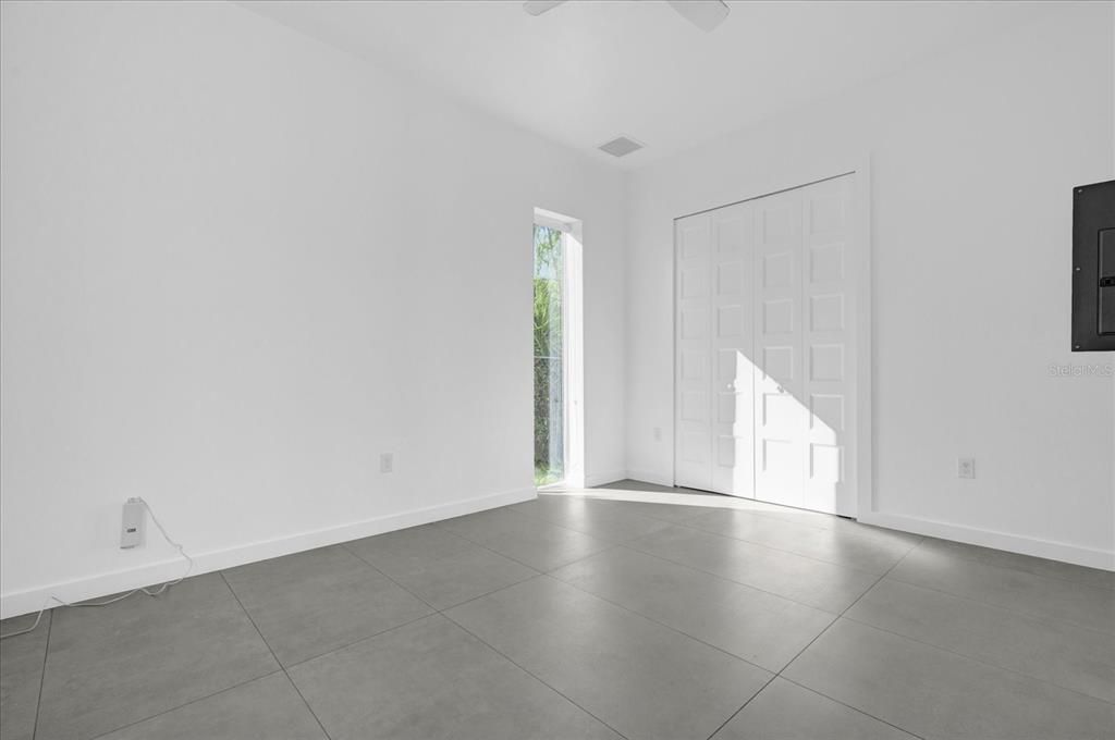 En Venta: $629,000 (3 camas, 3 baños, 2212 Pies cuadrados)