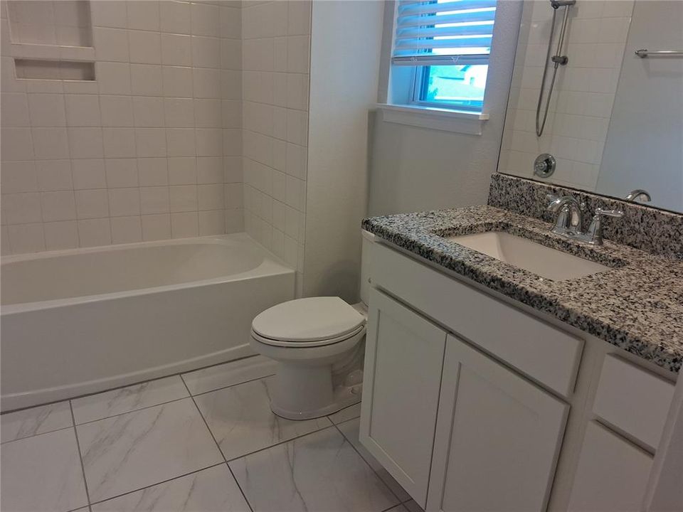 For Rent: $3,590 (3 beds, 2 baths, 2187 Square Feet)
