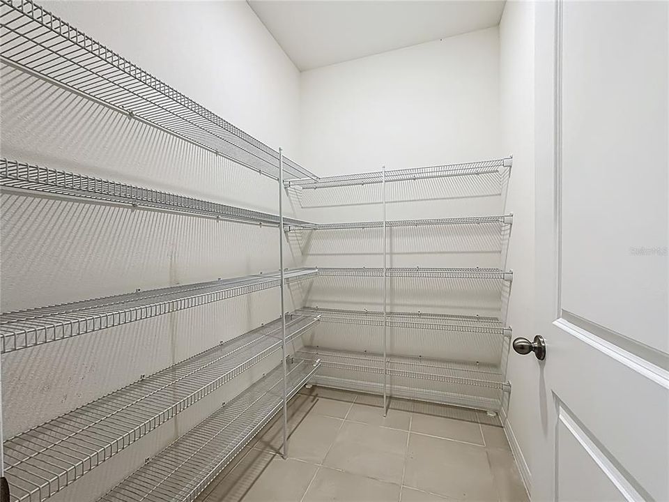 En Renta: $3,400 (4 camas, 3 baños, 3362 Pies cuadrados)