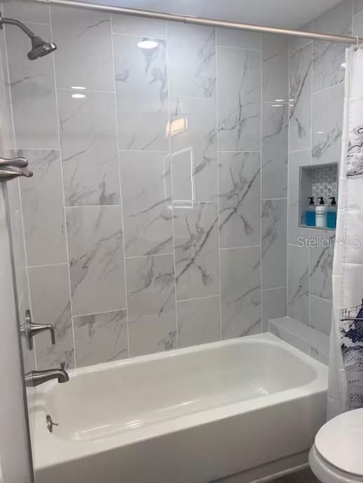 В аренду: $1,850 (2 спален, 2 ванн, 900 Квадратных фут)