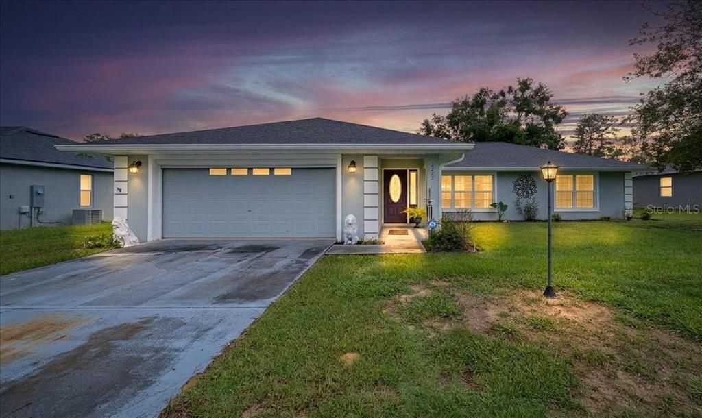 For Sale: $305,000 (3 beds, 2 baths, 1850 Square Feet)