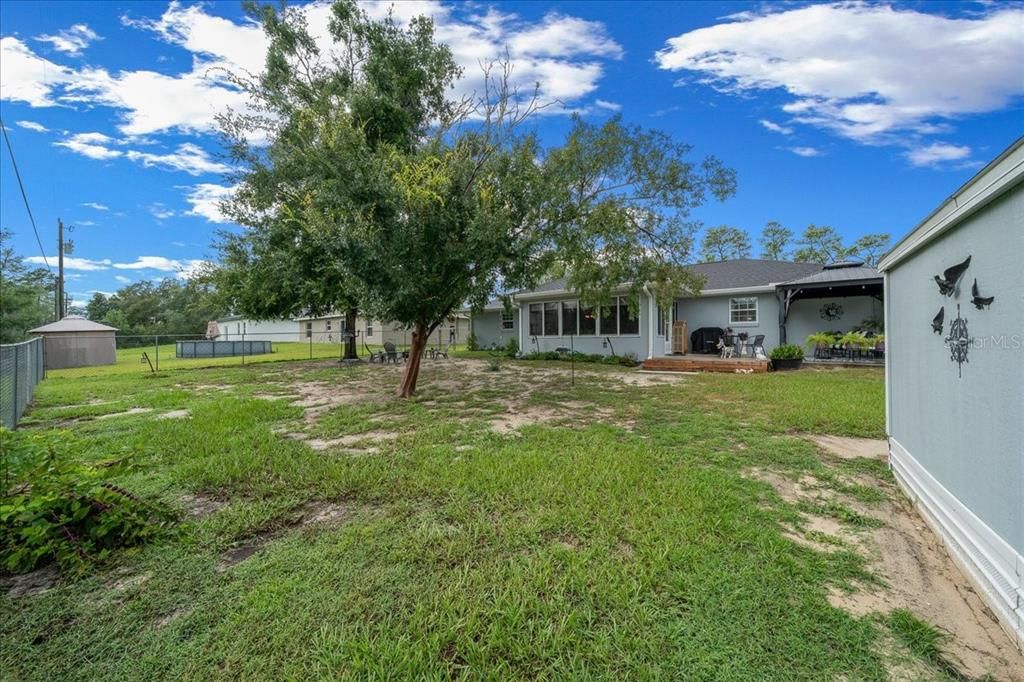 For Sale: $305,000 (3 beds, 2 baths, 1850 Square Feet)