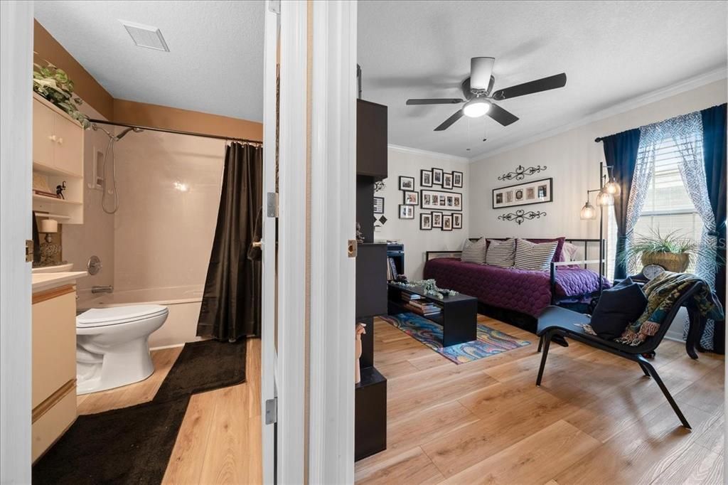 For Sale: $305,000 (3 beds, 2 baths, 1850 Square Feet)