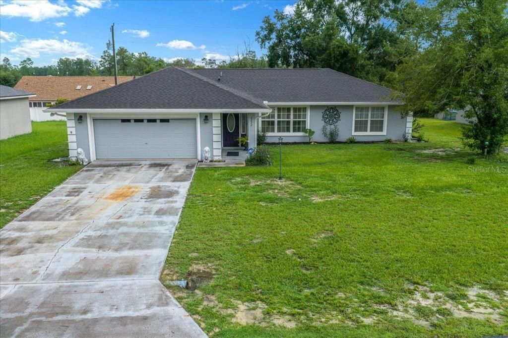 For Sale: $305,000 (3 beds, 2 baths, 1850 Square Feet)
