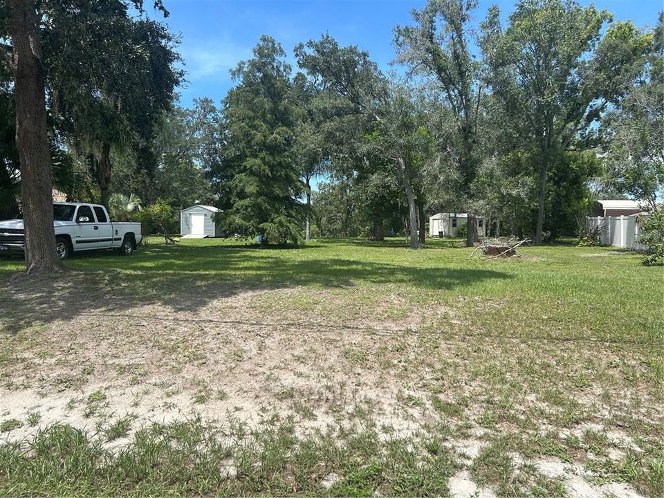 En Venta: $65,000 (0.55 acres)