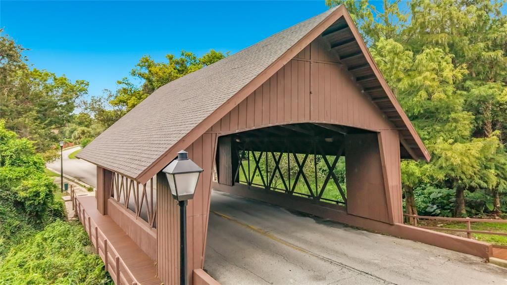 For Sale: $279,500 (2 beds, 2 baths, 1268 Square Feet)