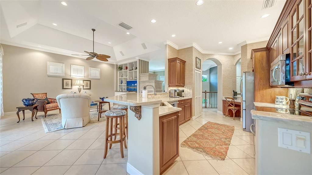 En Venta: $749,000 (3 camas, 2 baños, 2232 Pies cuadrados)