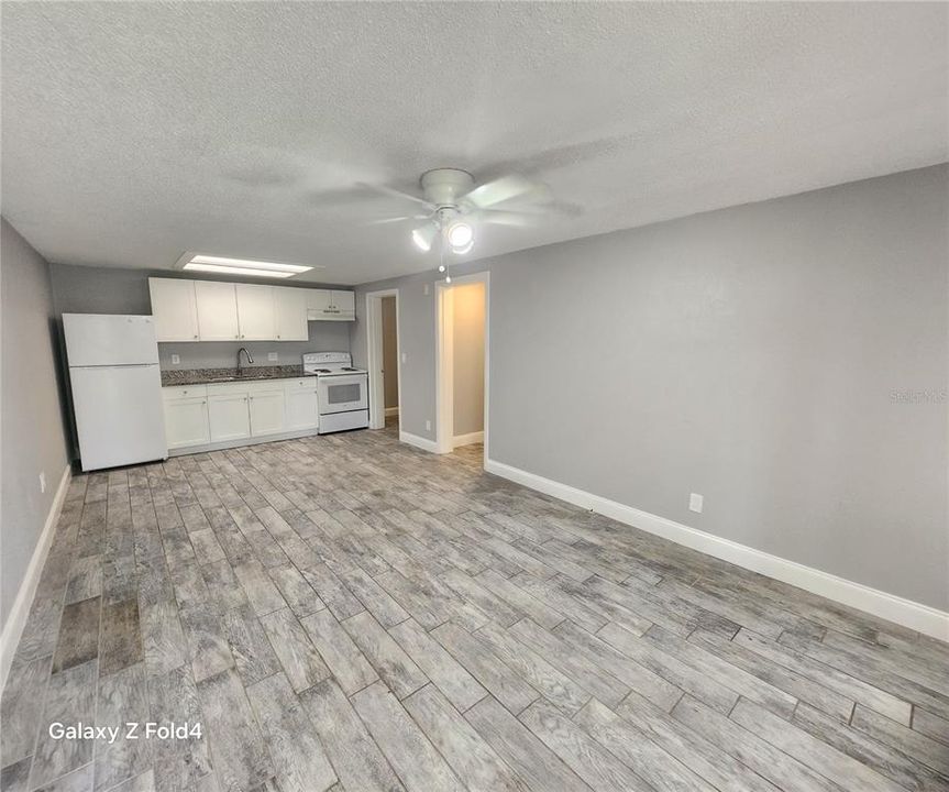 For Rent: $1,150 (1 beds, 1 baths, 850 Square Feet)