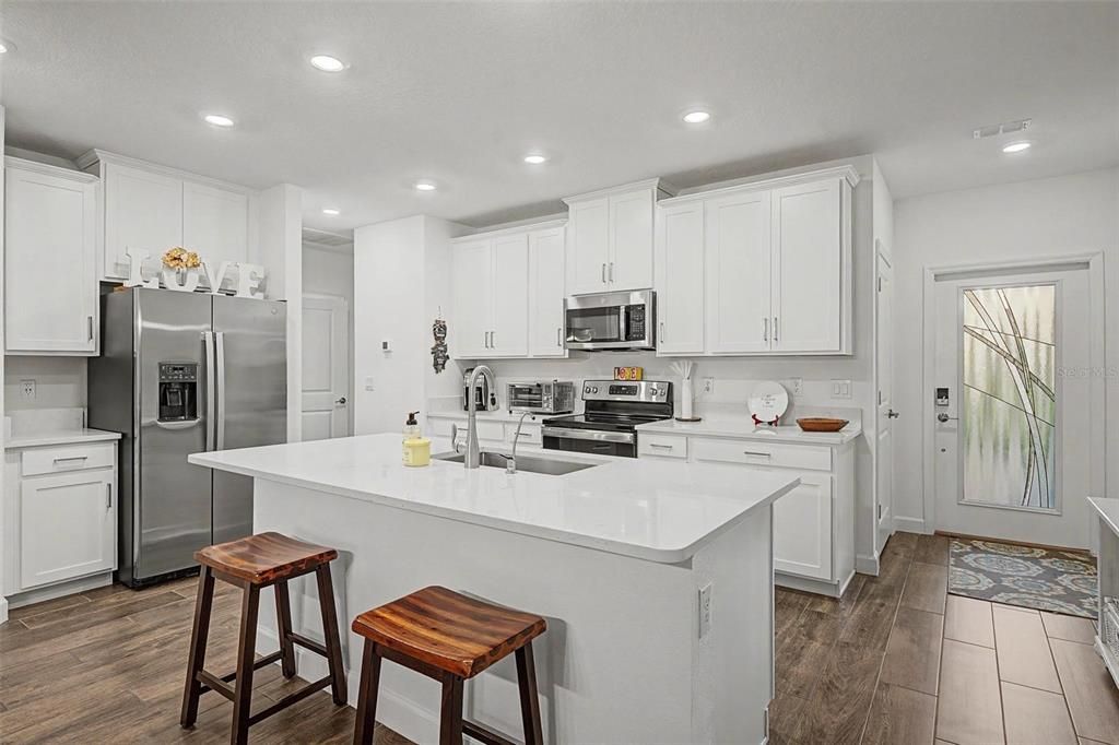 En Venta: $295,000 (2 camas, 2 baños, 1747 Pies cuadrados)