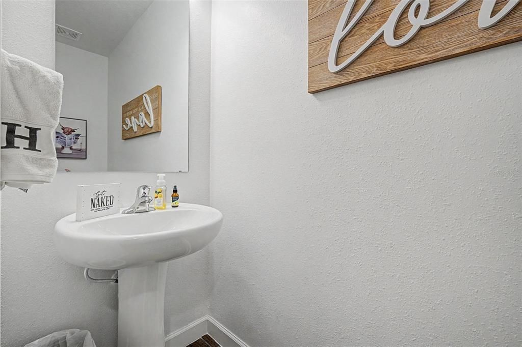 En Venta: $295,000 (2 camas, 2 baños, 1747 Pies cuadrados)