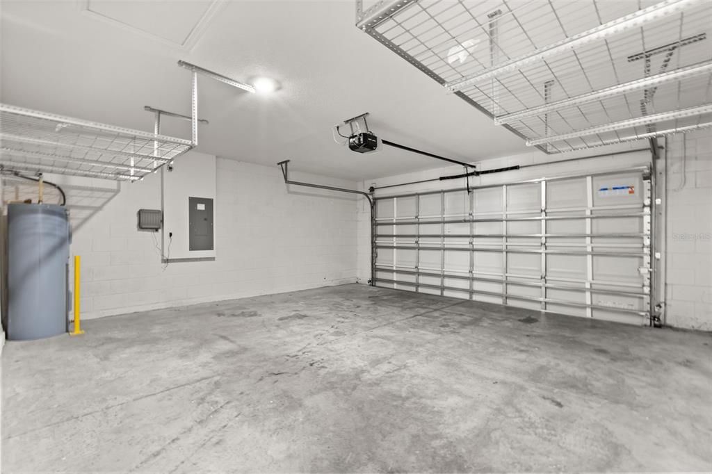 На продажу: $282,990 (3 спален, 2 ванн, 1670 Квадратных фут)