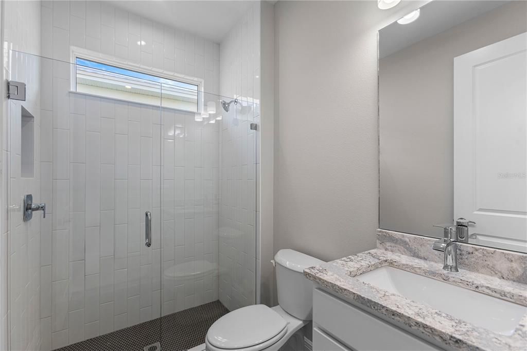 На продажу: $689,990 (3 спален, 3 ванн, 2490 Квадратных фут)