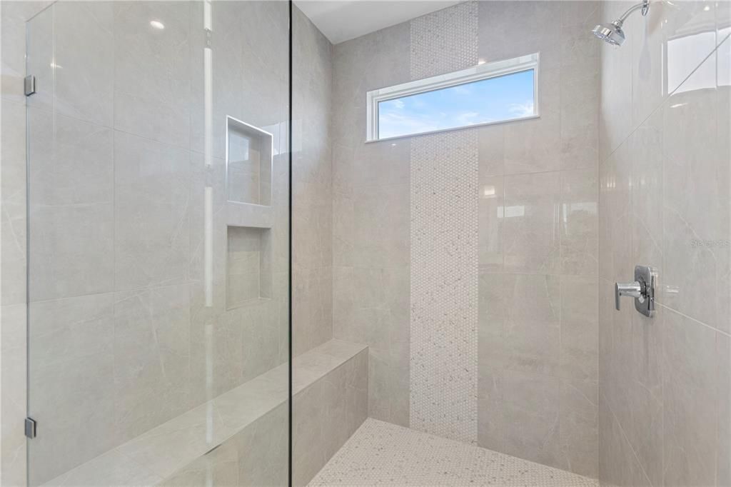 На продажу: $689,990 (3 спален, 3 ванн, 2490 Квадратных фут)