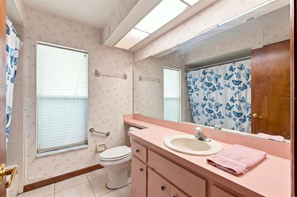En Venta: $240,000 (2 camas, 2 baños, 1542 Pies cuadrados)