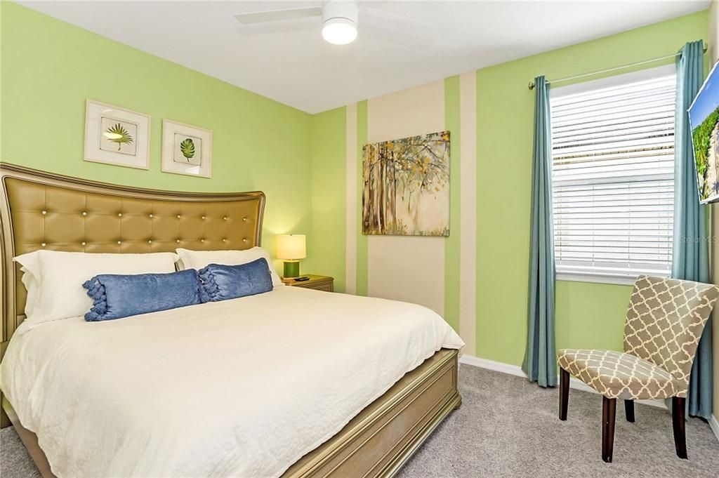 En Venta: $685,000 (9 camas, 6 baños, 4363 Pies cuadrados)