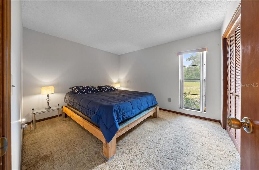 For Sale: $214,900 (2 beds, 2 baths, 1230 Square Feet)