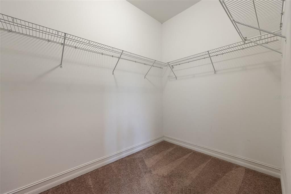 En Venta: $495,000 (3 camas, 3 baños, 2583 Pies cuadrados)